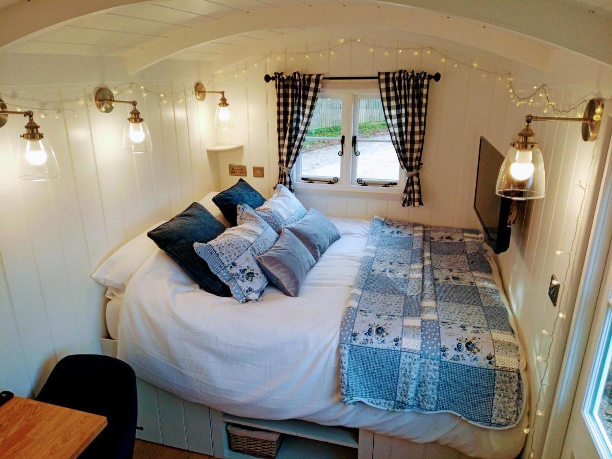 Yew Tree View Luxury Shepherd'S Hut Стермінстер-Ньютон Екстер'єр фото