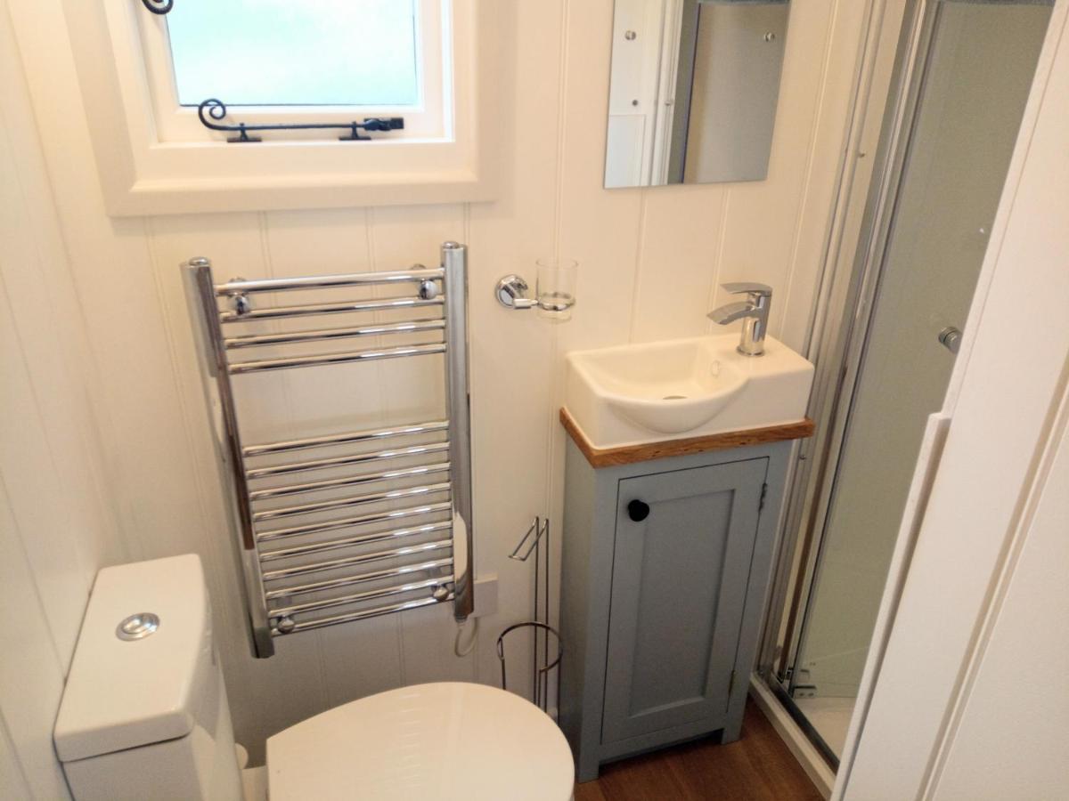 Yew Tree View Luxury Shepherd'S Hut Стермінстер-Ньютон Екстер'єр фото